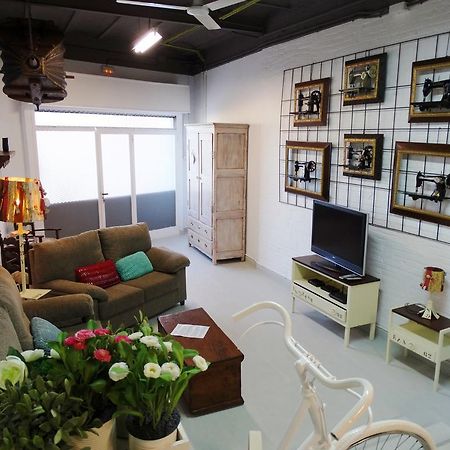 Can Barraca Loft Figueres Figueres  Rom bilde